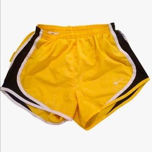 Nike Livestrong Yellow Tempo Shorts Size YM